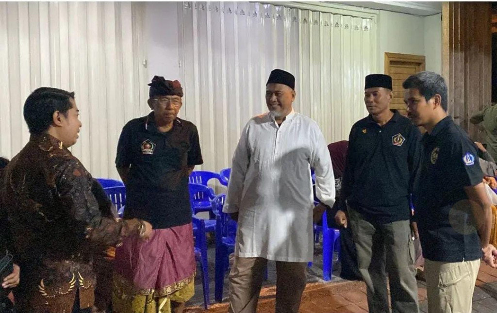 Trantib Kecamatan Kuta Selatan Melakukan Patroli Wilayah Terkait Dengan Malam Takbiran Menyambut 1 Syawal 1444 Hijriah
